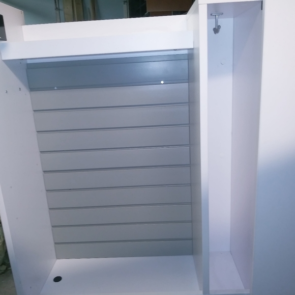 Storage System/Locker - Picture 4 of 5